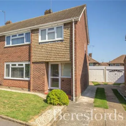 Buy this 3 bed duplex on Coleridge Walk in Hutton, CM13 2RT