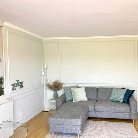 Rent this 2 bed apartment on Home of the Sun in Eiserne Hand 3, 60318 Frankfurt