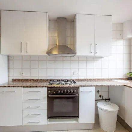 Rent this 5 bed apartment on Carrer d'Alboraia in 26, 46010 Valencia