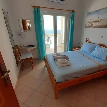 Rent this 2 bed house on Crete