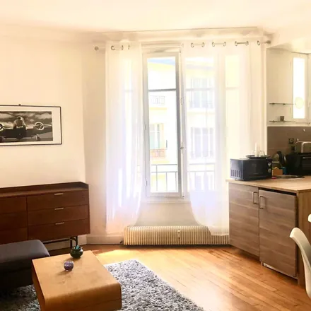 Rent this 2 bed apartment on Century 21 in Rue Scheffer, 75116 Paris