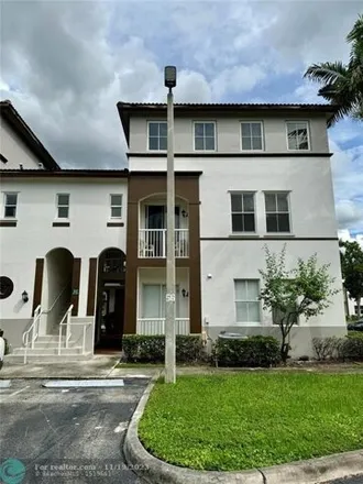 Rent this 3 bed townhouse on unnamed road in Miramar, FL 33027