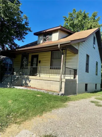 Image 2 - 1305 Union Avenue, Belleville, IL 62220, USA - House for sale