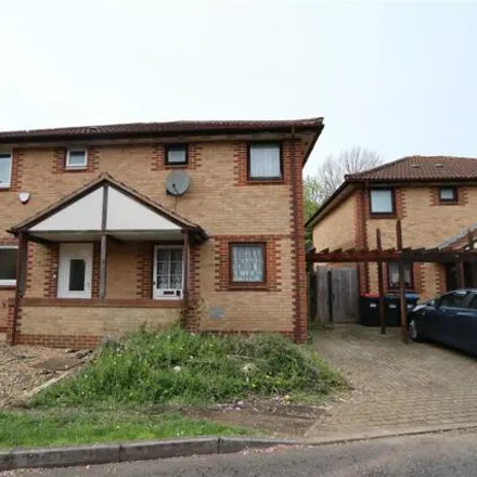 Buy this 2 bed duplex on Wheatcroft Close in Bletchley, MK6 4NJ