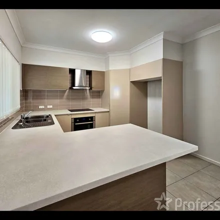 Image 8 - Brentwood Drive, Bundamba QLD 4304, Australia - Apartment for rent