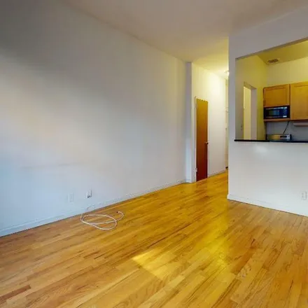 Rent this 1 bed apartment on 318 East 89th Street in New York, NY 10128