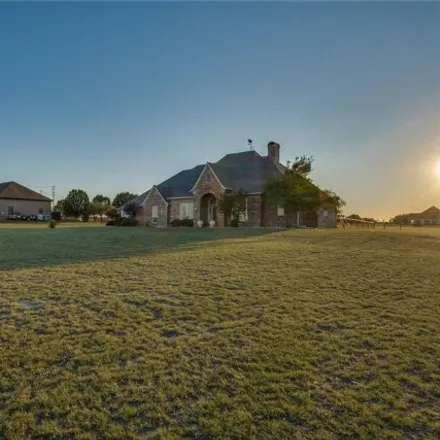 Buy this 3 bed house on 5085 County Road 87 in Collin County, TX 75009