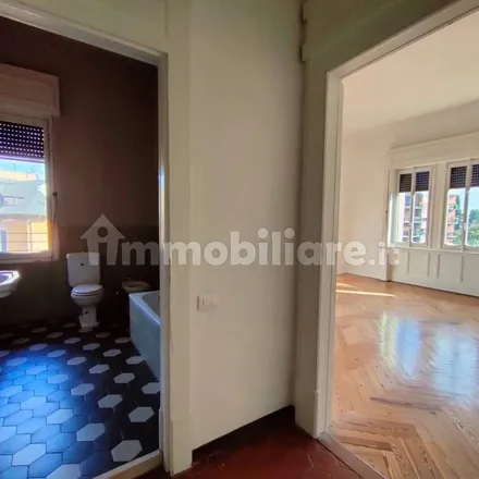 Image 3 - Viale Nino Bixio 2, 37126 Verona VR, Italy - Apartment for rent