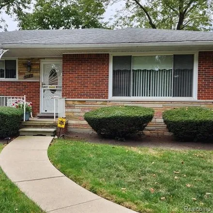 Buy this 3 bed house on 14731 Rosemary Boulevard in Oak Park, MI 48237