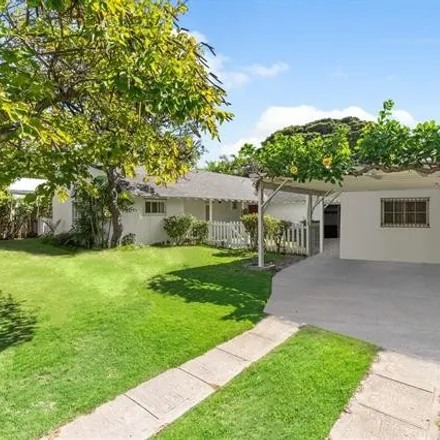 Image 2 - 4523 ʻAukai Avenue, Honolulu, HI 96816, USA - House for sale