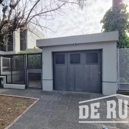 Image 2 - Olegario Andrade, Quilmes Oeste, Quilmes, Argentina - House for sale