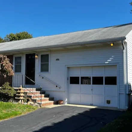 Image 2 - 60 Munroe Avenue, West Long Branch, Monmouth County, NJ 07764, USA - House for sale