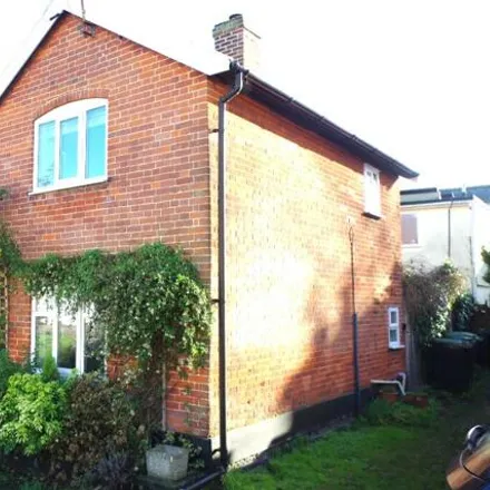 Rent this 2 bed house on Kings Head in 6 Old Market Street, Brockford Street