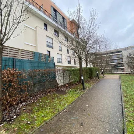 Image 5 - Avenue du Maréchal Kœnig, 91300 Massy, France - Apartment for rent