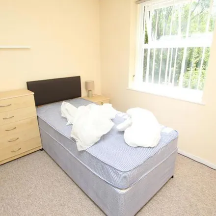 Rent this 2 bed apartment on Bristol & Bath Railway Path in Bristol, BS16 3JQ