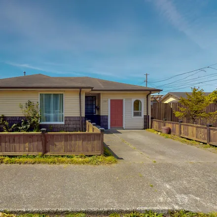 Buy this 3 bed house on 1521 R Street in Arcata, CA 95521