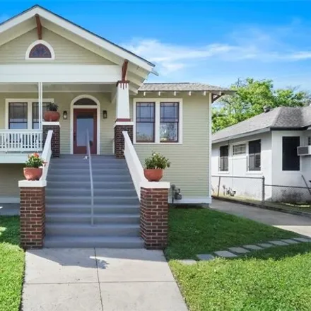 Buy this 2 bed house on 3847 Avenue N ½ in Galveston, TX 77550