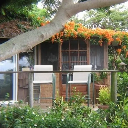 Rent this 2 bed townhouse on Hawi