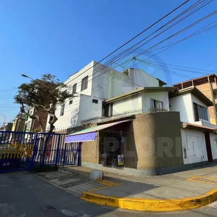 Image 1 - Calle Plutón, Ate, Lima Metropolitan Area 15022, Peru - House for sale
