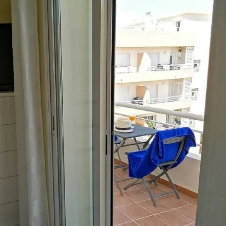 Image 6 - Quarteira, Faro, Portugal - Apartment for rent