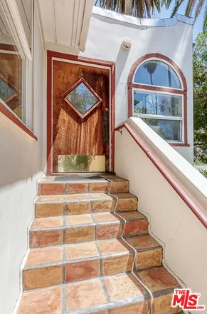 Image 5 - 6617 Padre Terrace, Los Angeles, CA 90068, USA - House for sale