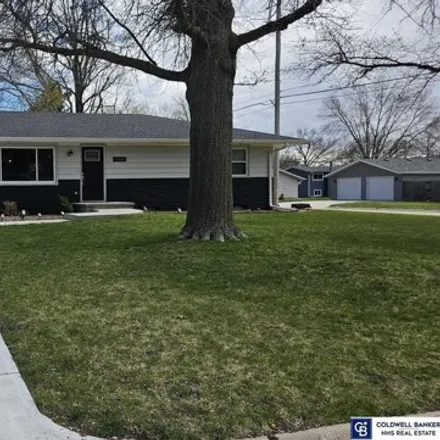 Buy this 4 bed house on 1425 East 14th Street in York, NE 68467