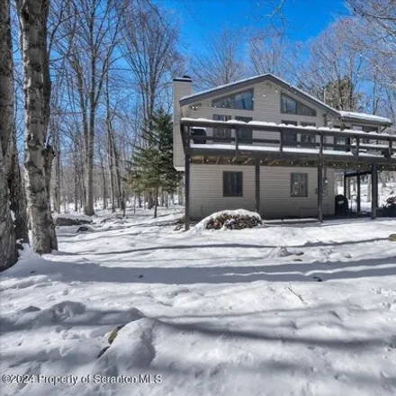 Buy this 4 bed house on 10 Mildred Drive in Clifton Township, Lackawanna County