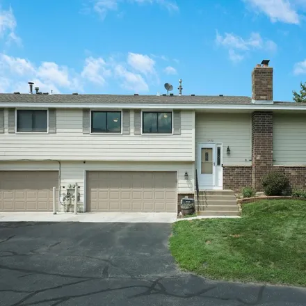 Buy this 2 bed townhouse on 10430 Decatur Avenue South in Bloomington, MN 55438
