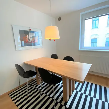 Rent this 1 bed apartment on Flohmarkt beim Naschmarkt in Franzensgasse, 1050 Vienna