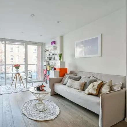 Image 4 - 152 Central Street, London, EC1V 8AY, United Kingdom - Apartment for sale