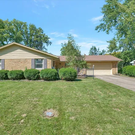 Buy this 4 bed house on 582 Evergreen Court West in Urbana, IL 61801
