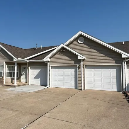 Buy this 3 bed house on 798 Cedar View Drive in Le Mars, IA 51031