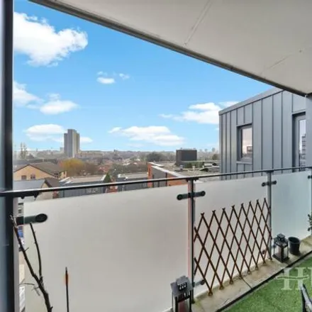Buy this 1 bed apartment on Isobel Place in London, N15 4FN