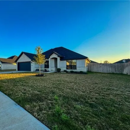 Buy this 4 bed house on Montrose Drive in Hewitt, TX 76643