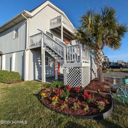 Image 3 - 167 Burlington Street, Holden Beach, Brunswick County, NC 28462, USA - House for sale