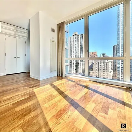 Image 5 - 200 West End Avenue, New York, NY 10023, USA - Condo for sale
