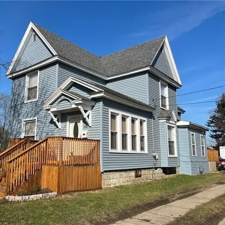 Buy this 3 bed house on 666 Main Street in Conneaut, OH 44030