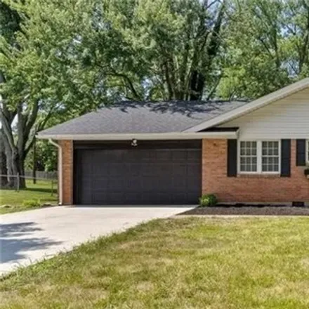 Buy this 4 bed house on 2353 Glenheath Drive in Kettering, OH 45440