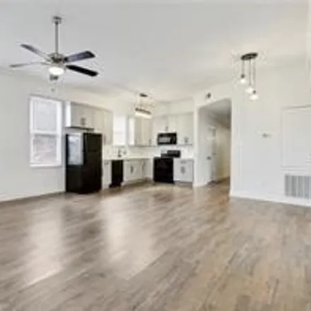 Image 5 - 2332 Chippewa Street, New Orleans, LA 70130, USA - House for sale