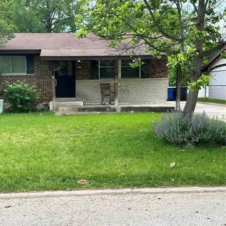 Buy this 2 bed house on 3216 Bayshore Parkway in Arnold, MO 63010