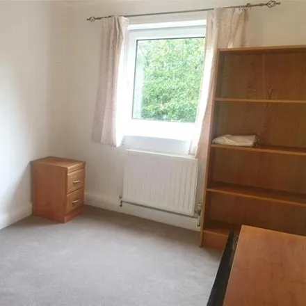 Image 3 - The Heights, London, BR3 5BX, United Kingdom - Room for rent