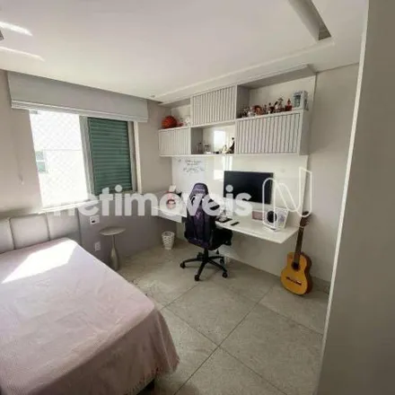 Buy this 4 bed apartment on Rua Flor de Guambe 31 in União, Belo Horizonte - MG