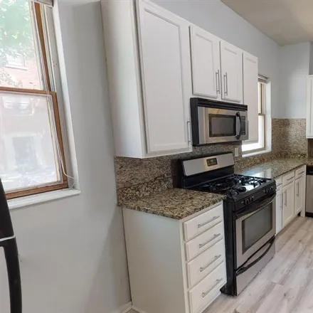 Rent this 1 bed room on 1205-1209 West Oakdale Avenue in Chicago, IL 60657
