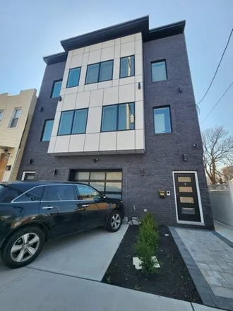 Rent this 5 bed house on 95 Jefferson Avenue in Jersey City, NJ 07306