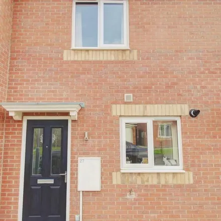 Image 5 - Manor Court, Catchgate, DH9 8AB, United Kingdom - Townhouse for rent