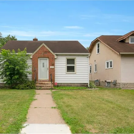 Buy this 2 bed house on 1817 North 44th Avenue in Minneapolis, MN 55412