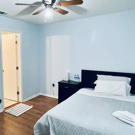 Rent this 1 bed apartment on Gainesville
