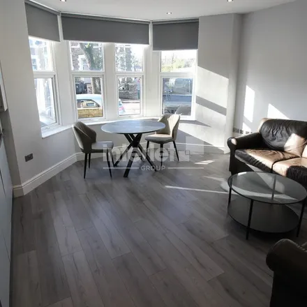 Image 5 - Richmond Road, Cardiff, CF24 3BU, United Kingdom - Apartment for rent