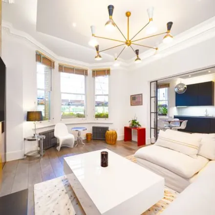 Rent this 2 bed apartment on 62 Elm Park Gardens in London, SW10 9PB