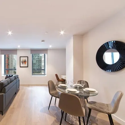Rent this studio apartment on 10 Park Drive in London, E14 9GD